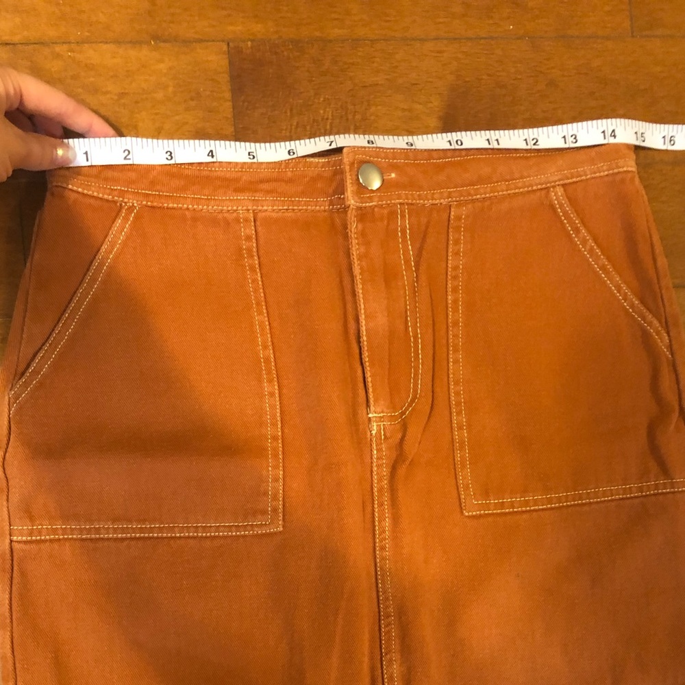 ✨Sale✨ Burnt orange skirt - Picture 6 of 8